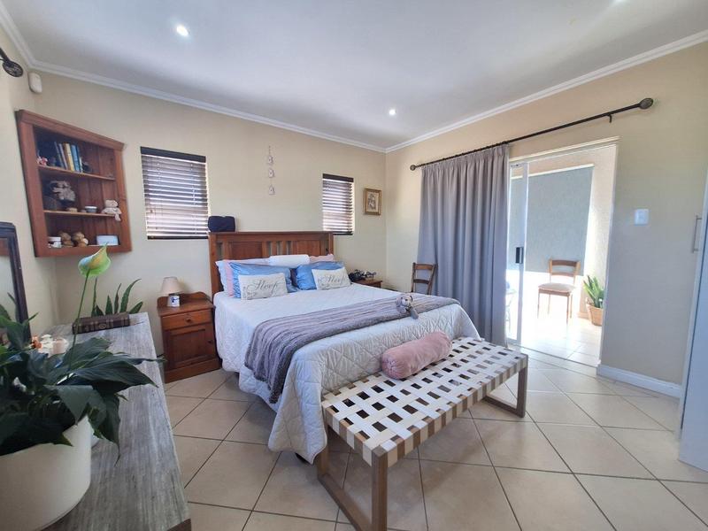 3 Bedroom Property for Sale in Fraaiuitsig Western Cape